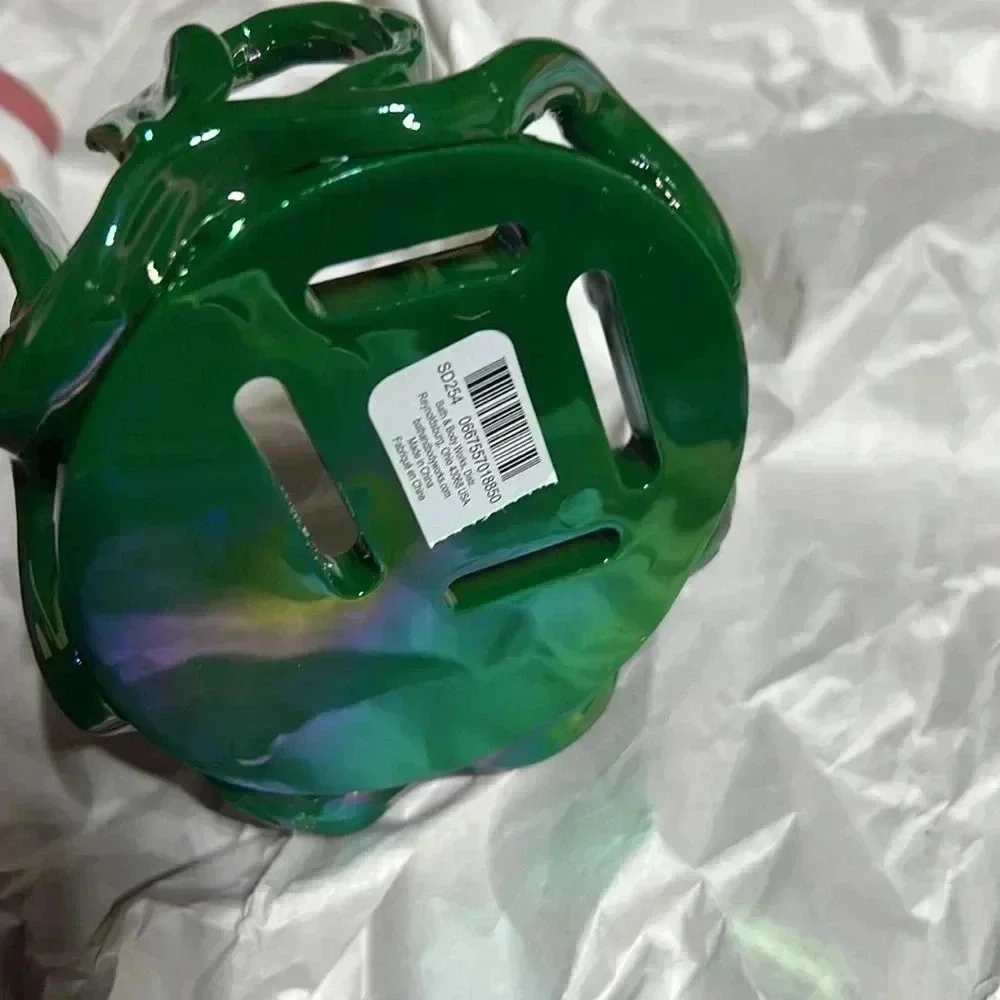 New BBW Halloween 2022 White‎ Witch Hand Vine Soap Holder